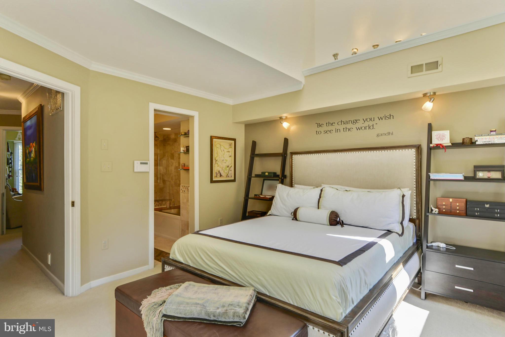 COURTHOUSE - Residential