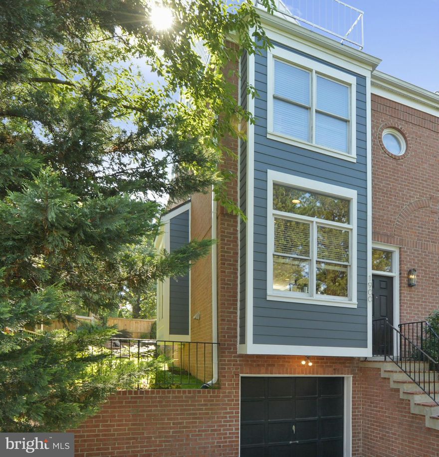 Rare opportunity to own an impeccably updated end-unit home in Arlington with some of the most spectacular outdoor space you'll ever find this near to Courthouse! Attention to detail is obvious w/custom kitchen featuring Brazilian hardwood cabinetry, elegantly remodeled baths, recessed "smart" lighting throughout main level, & newer HVAC/roof/H20. Mom's Organic a stone's throw away! Open Sun 1-4