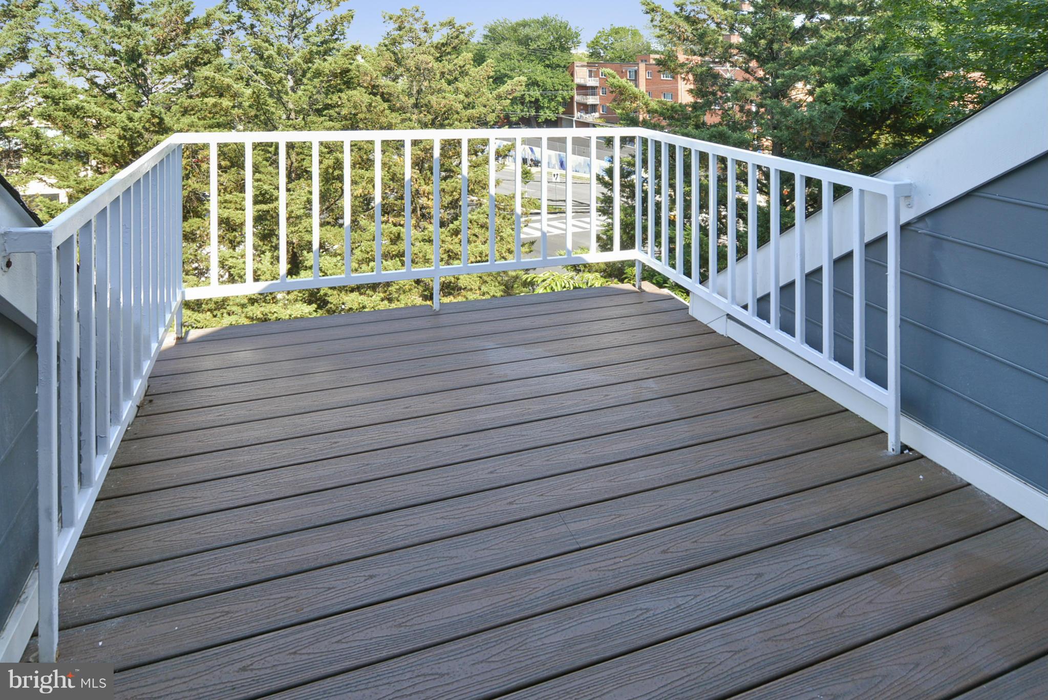 COURTHOUSE - Residential