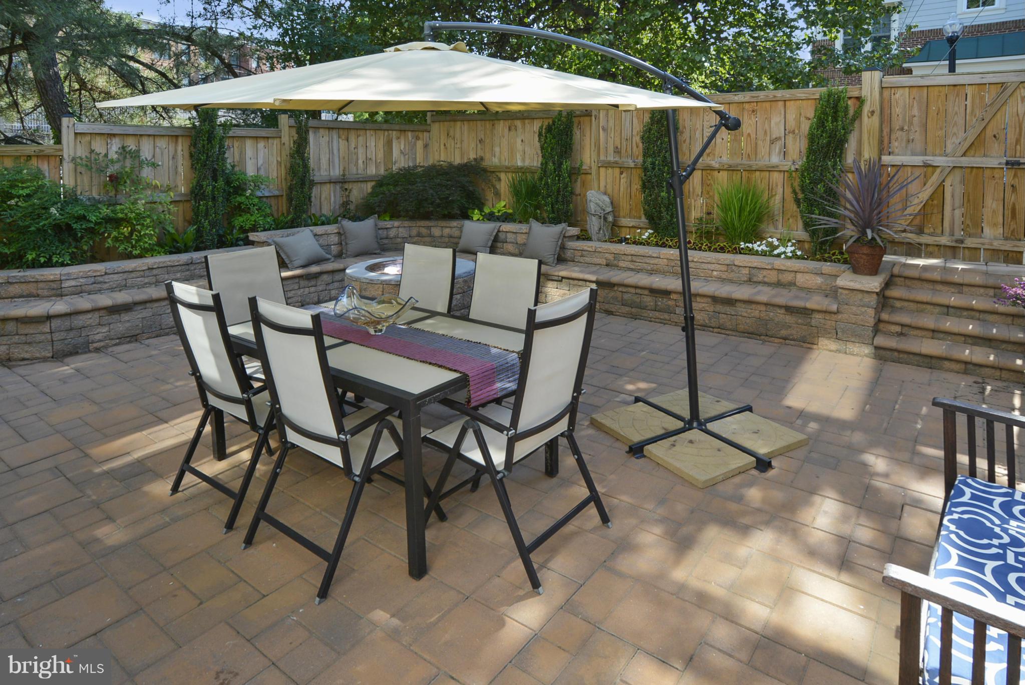 COURTHOUSE - Residential