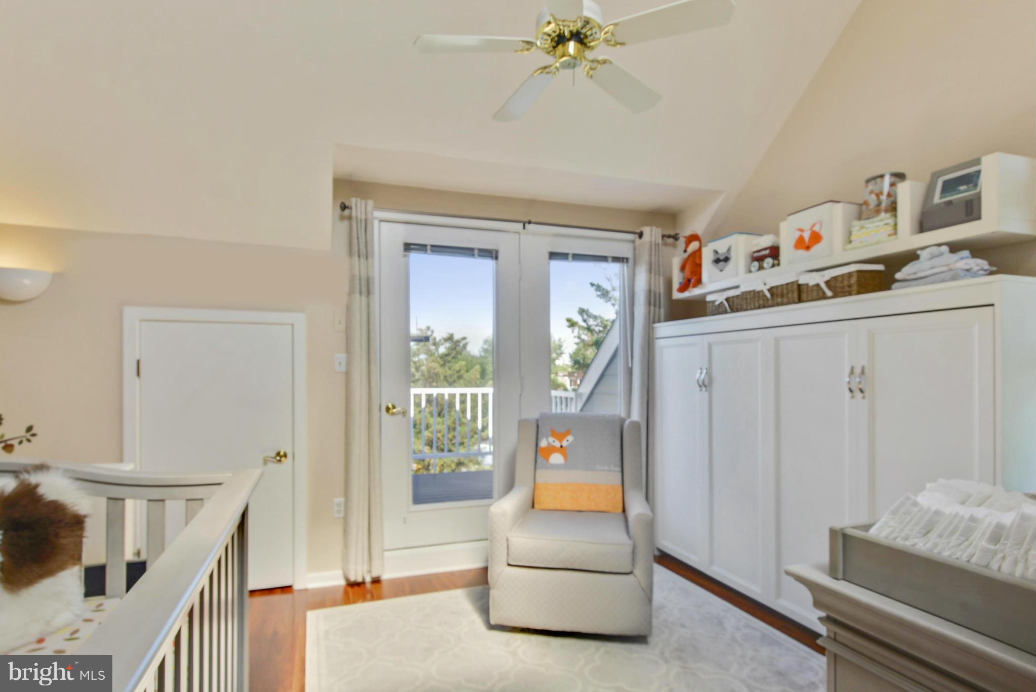 COURTHOUSE - Residential