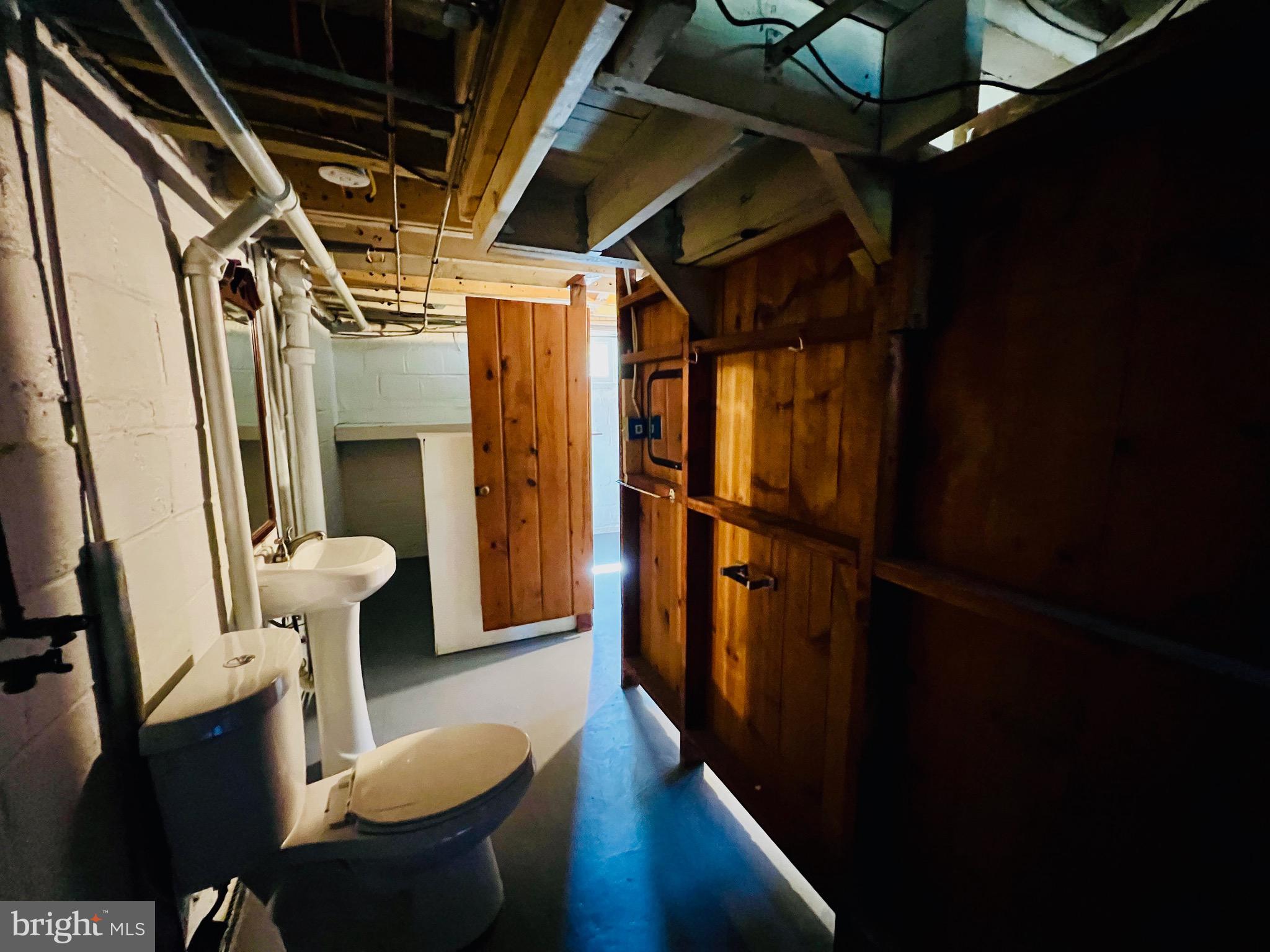 BON AIR - Residential Lease