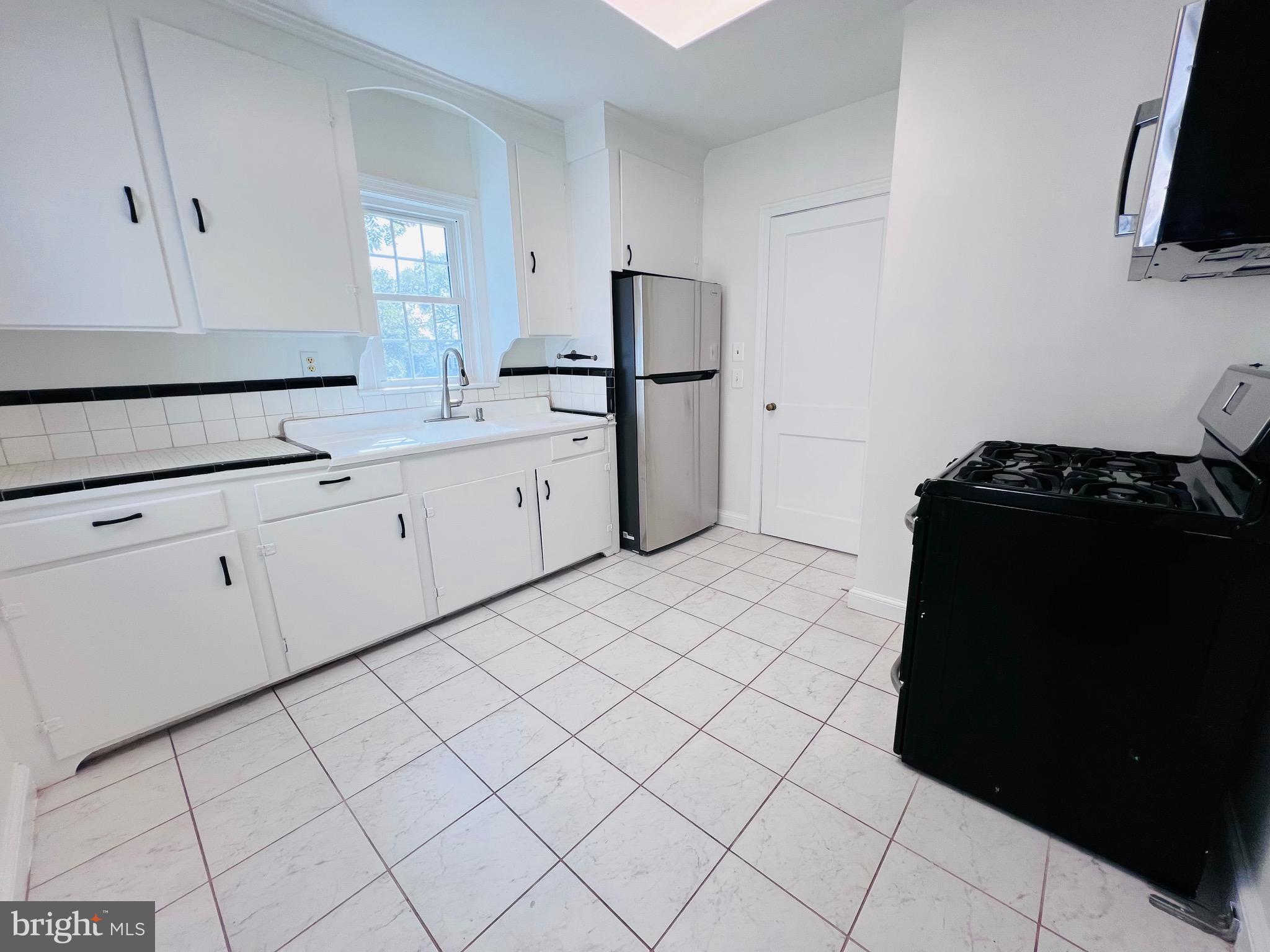 BON AIR - Residential Lease