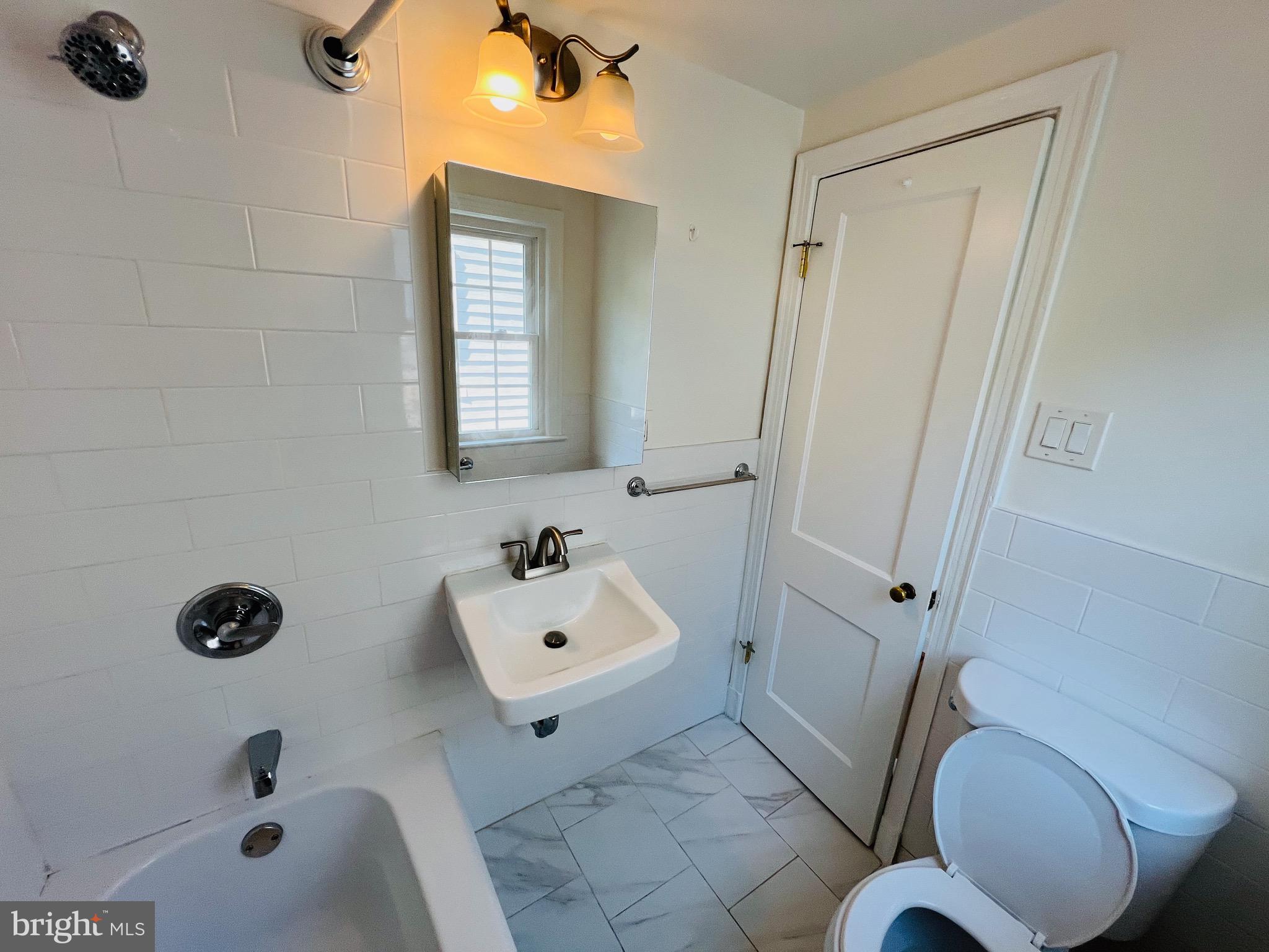 BON AIR - Residential Lease