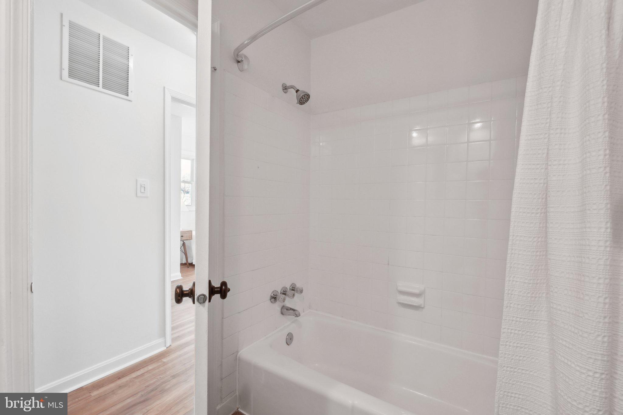 DEL RAY - Residential