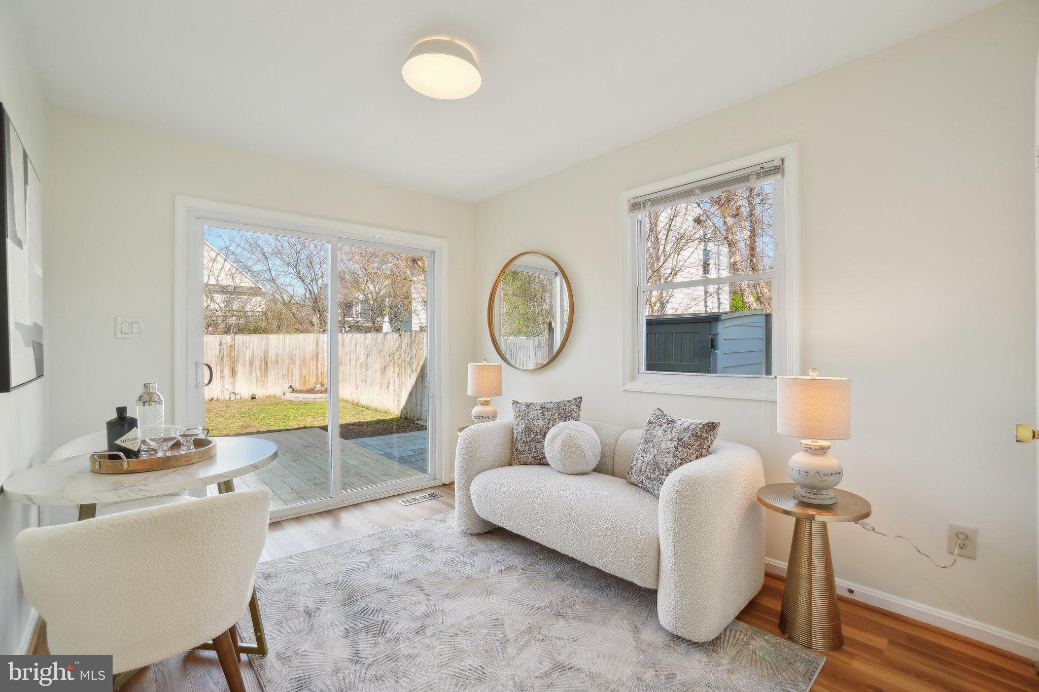 DEL RAY - Residential