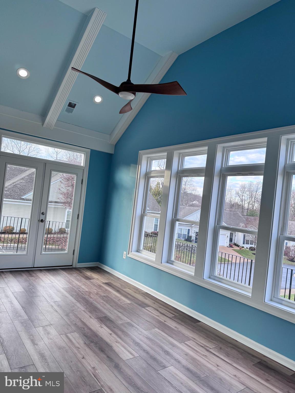 RIVER RIDGE - Residential