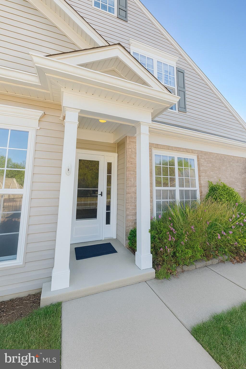 RIVER RIDGE - Residential