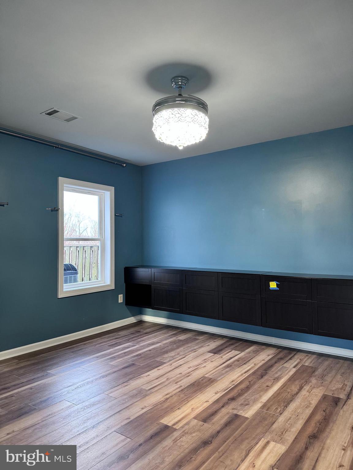 RIVER RIDGE - Residential