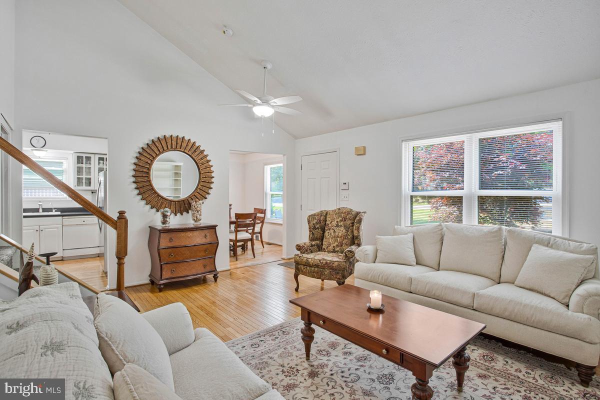 BAY HIGHLANDS - Residential