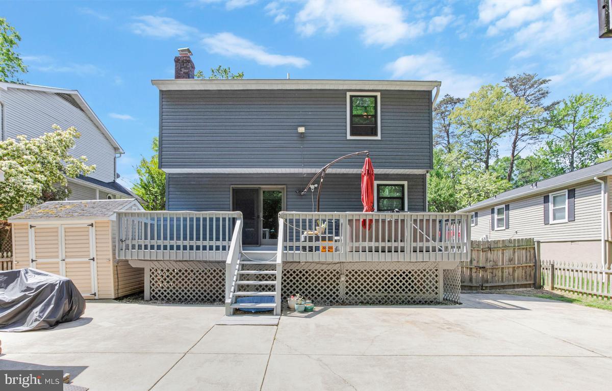 BAY HIGHLANDS - Residential