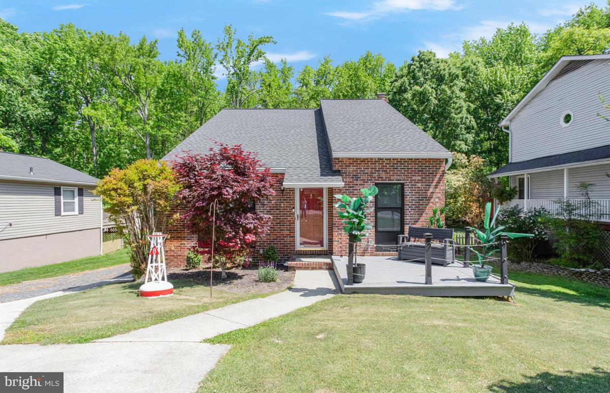 BAY HIGHLANDS - Residential