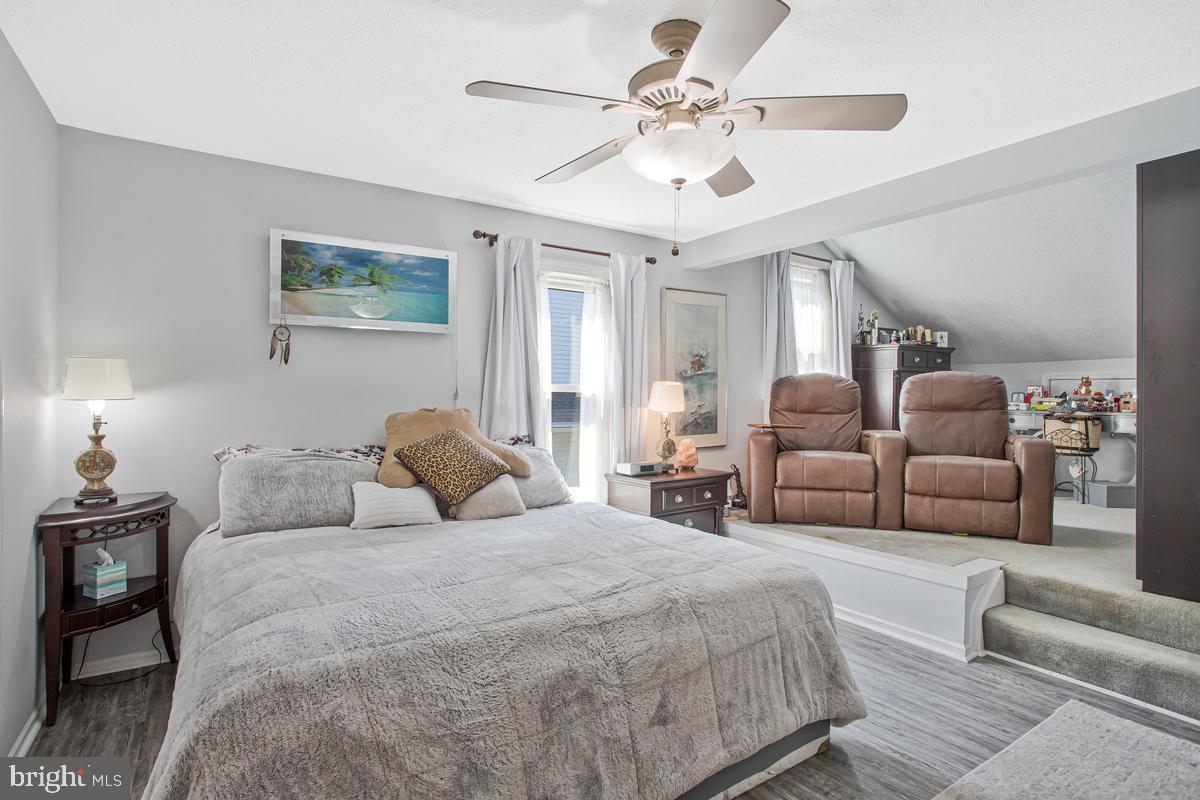 BAY HIGHLANDS - Residential
