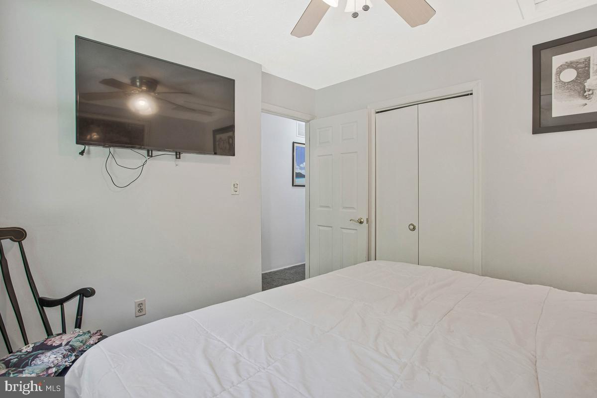 BAY HIGHLANDS - Residential