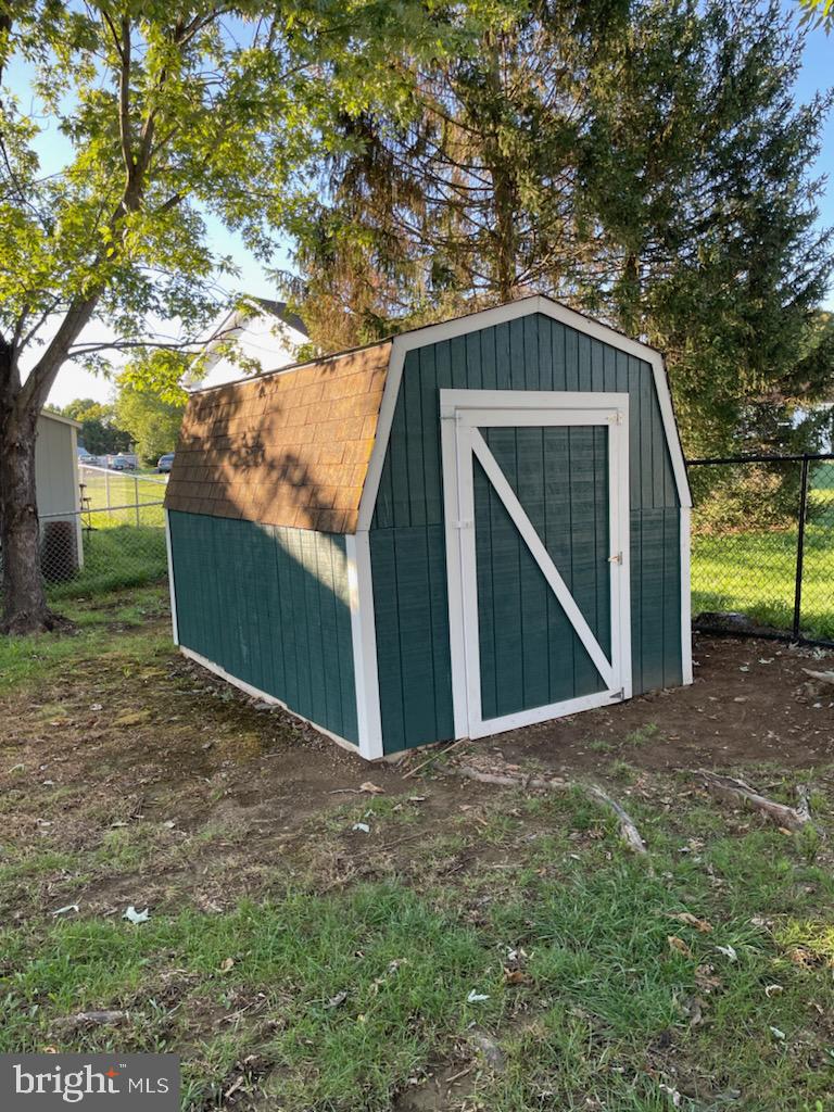 GREENBRIAR VILLAGE - Residential