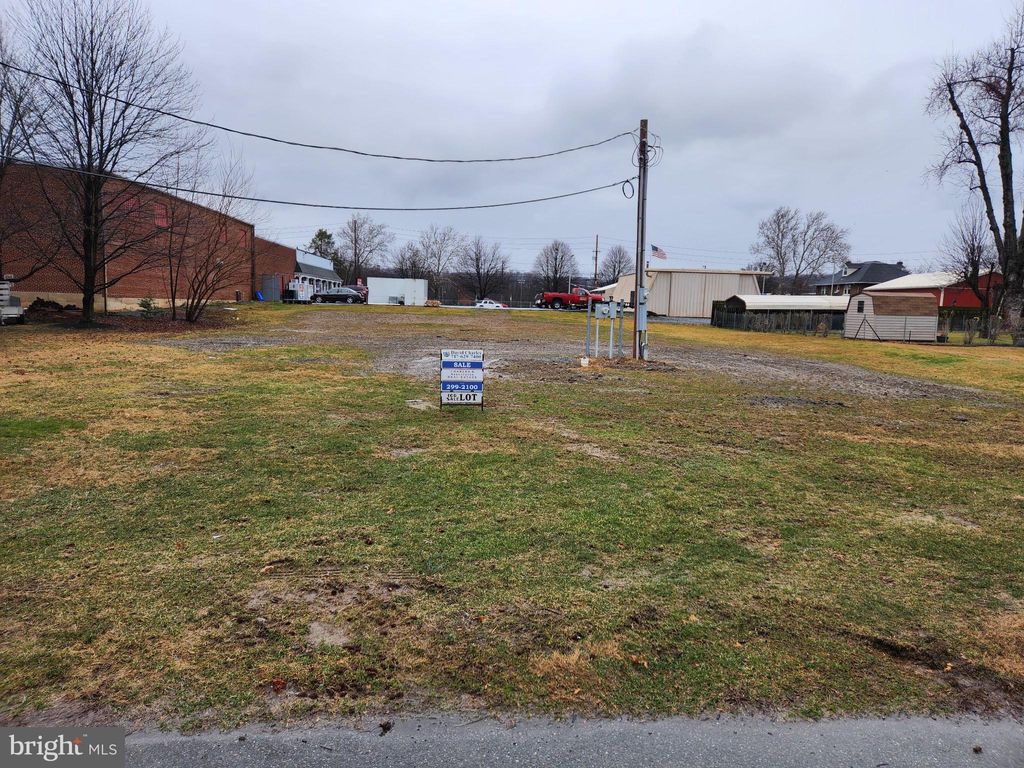 Photo of 1249 AVENUE V, COLUMBIA, PA 17512 (MLS # PALA2028430)