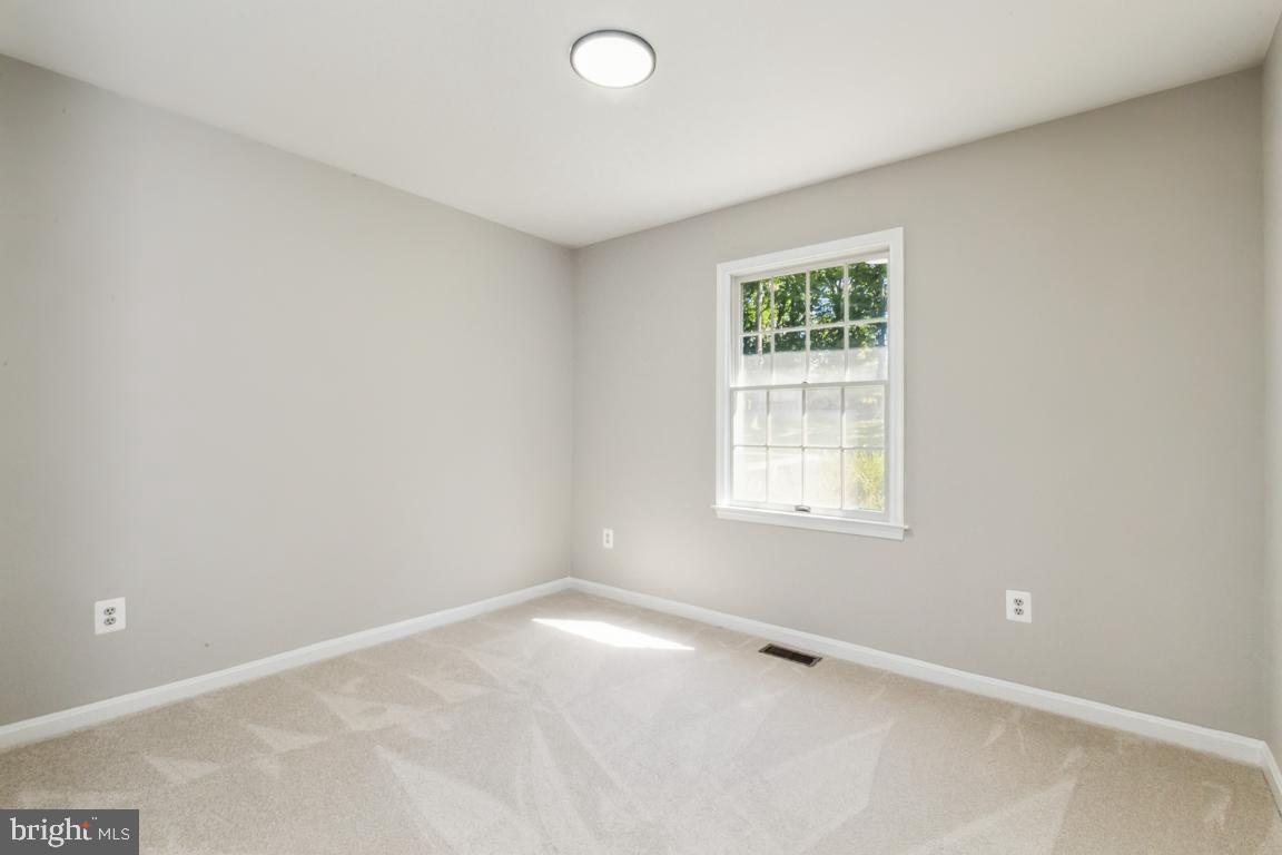 FAIRLAND - Residential