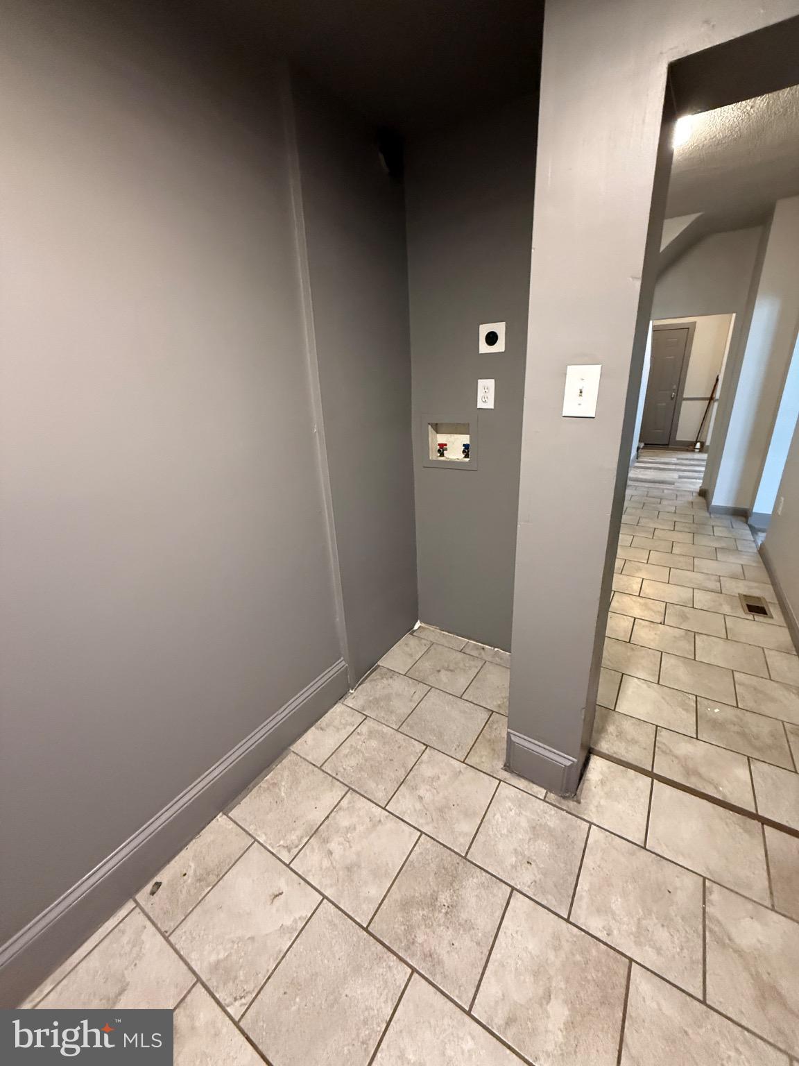 WALTHERSON - Residential Lease