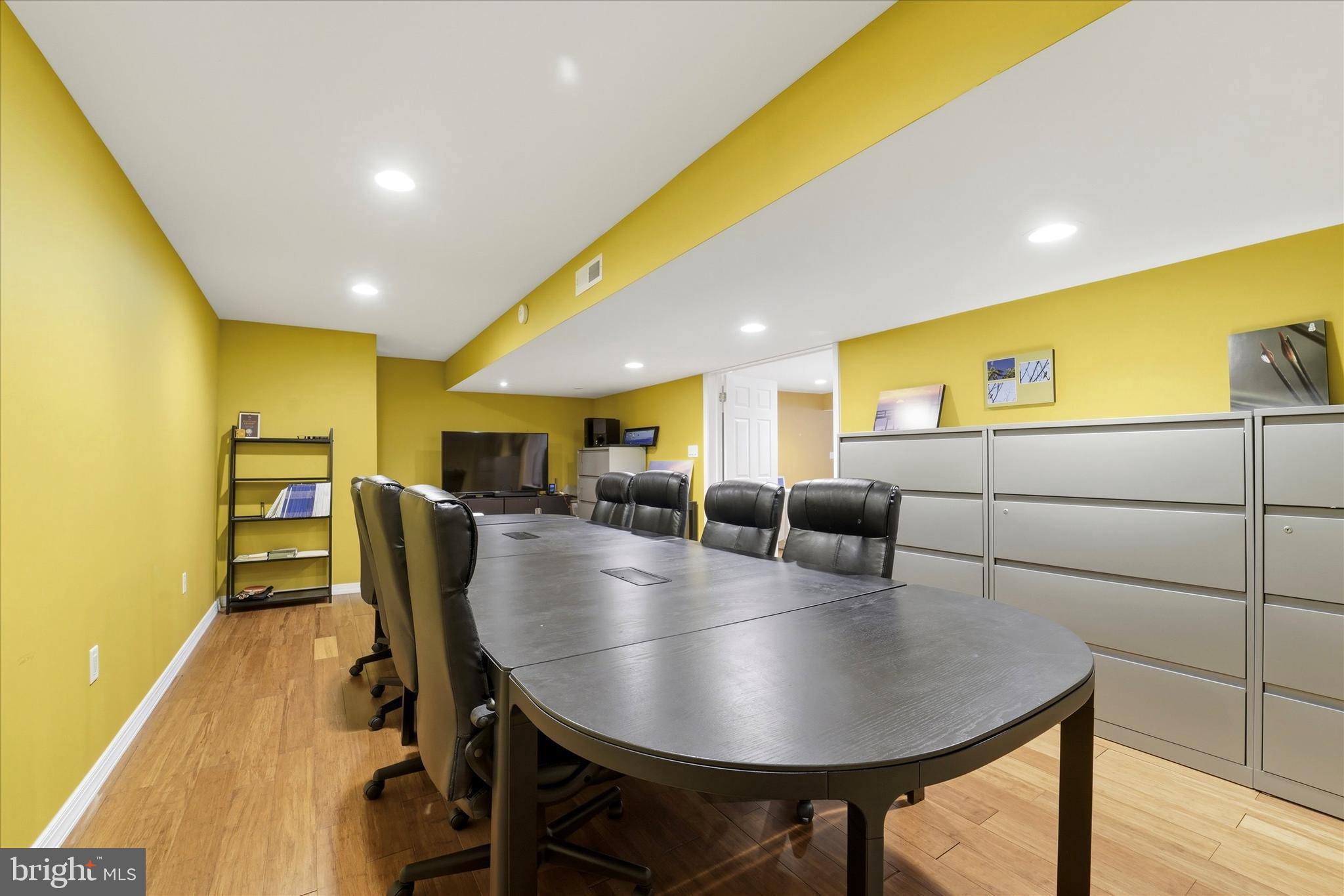 DEEPDALE - Residential