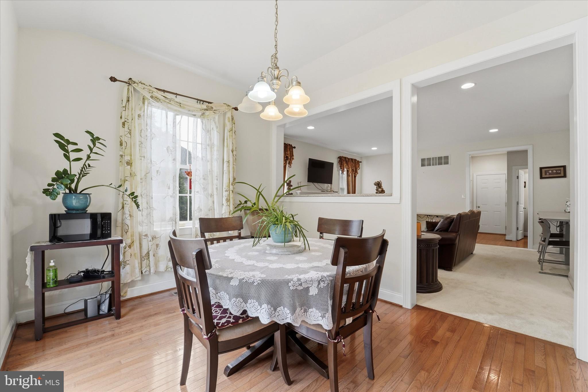 DEEPDALE - Residential