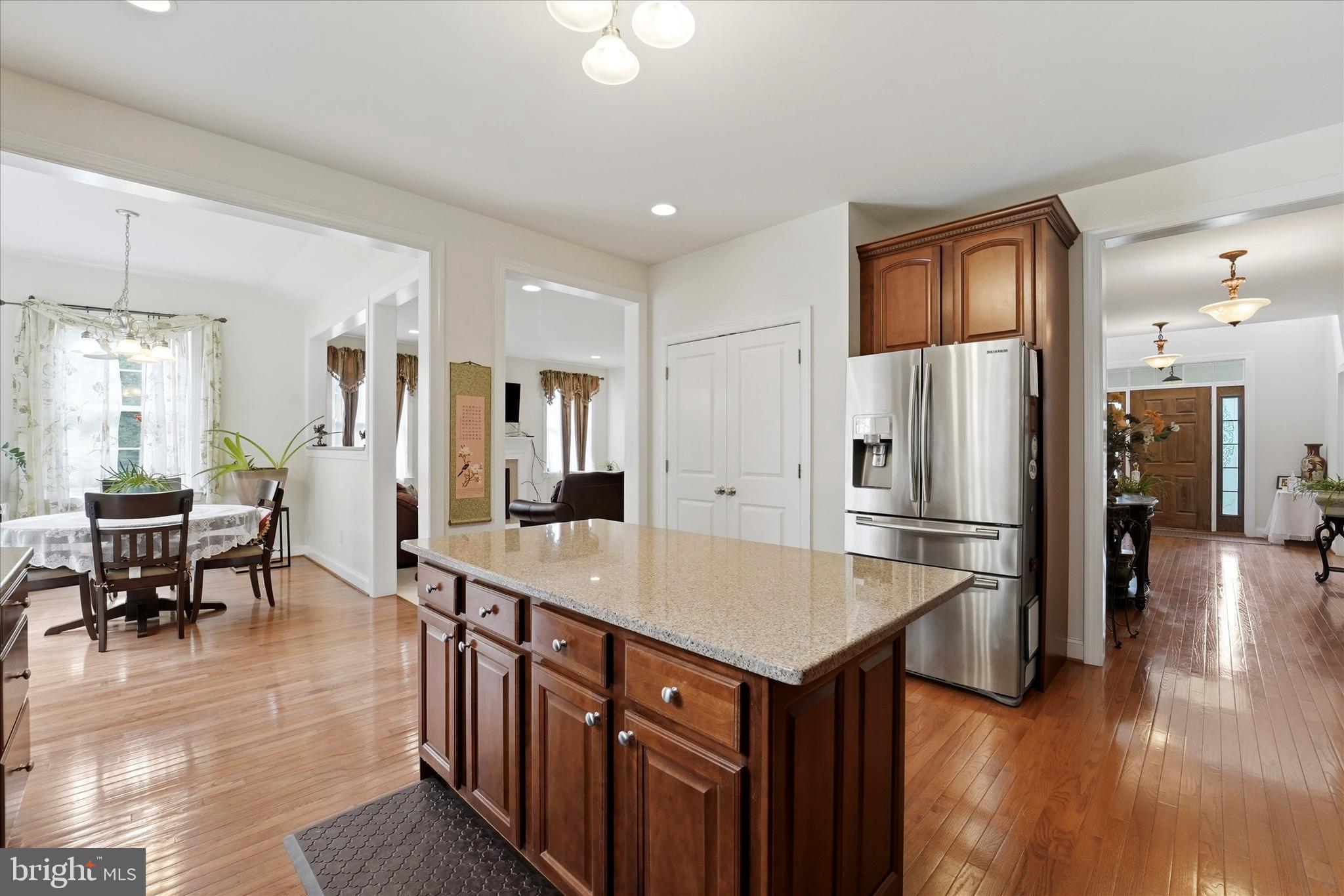 DEEPDALE - Residential