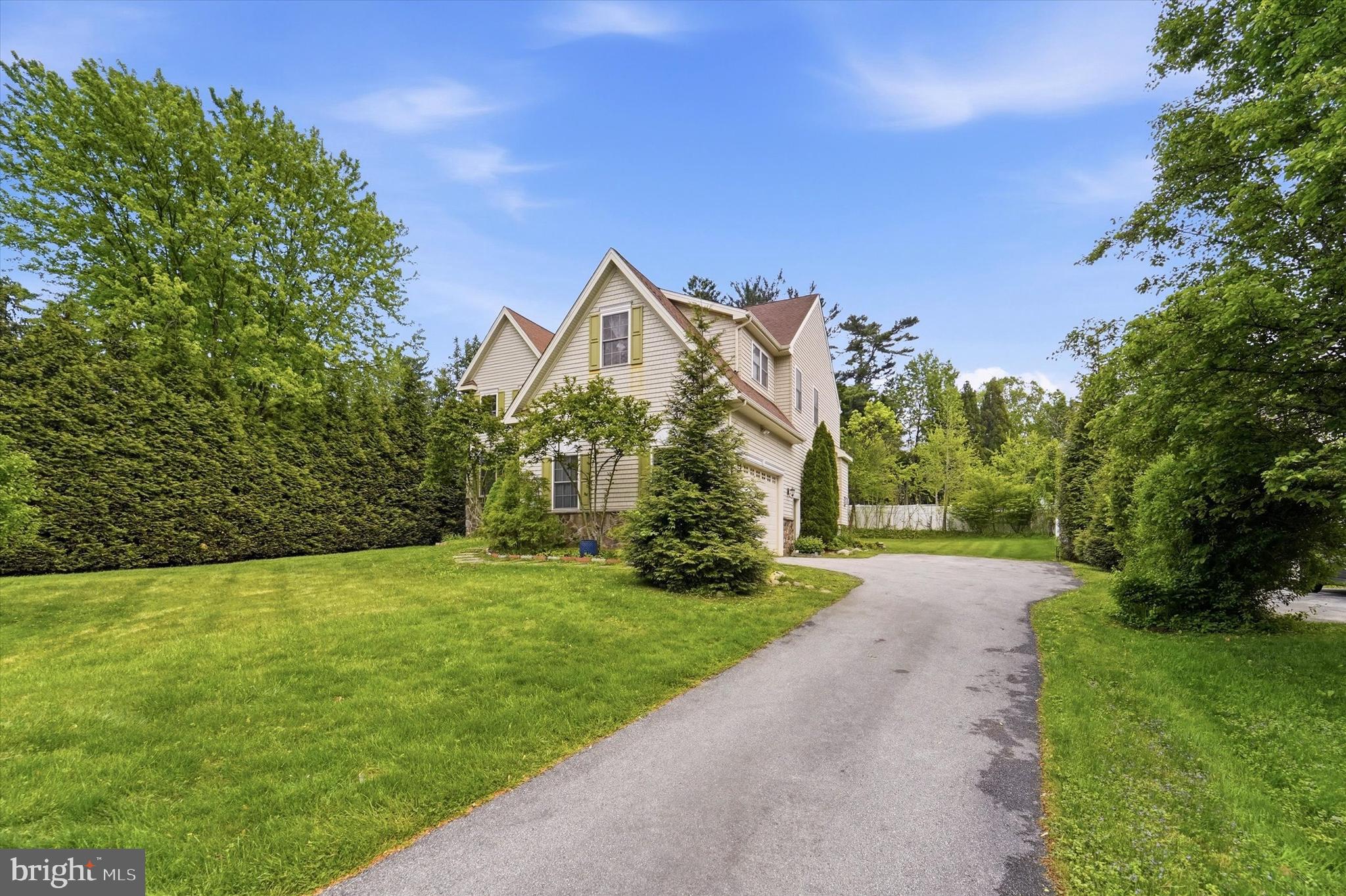DEEPDALE - Residential