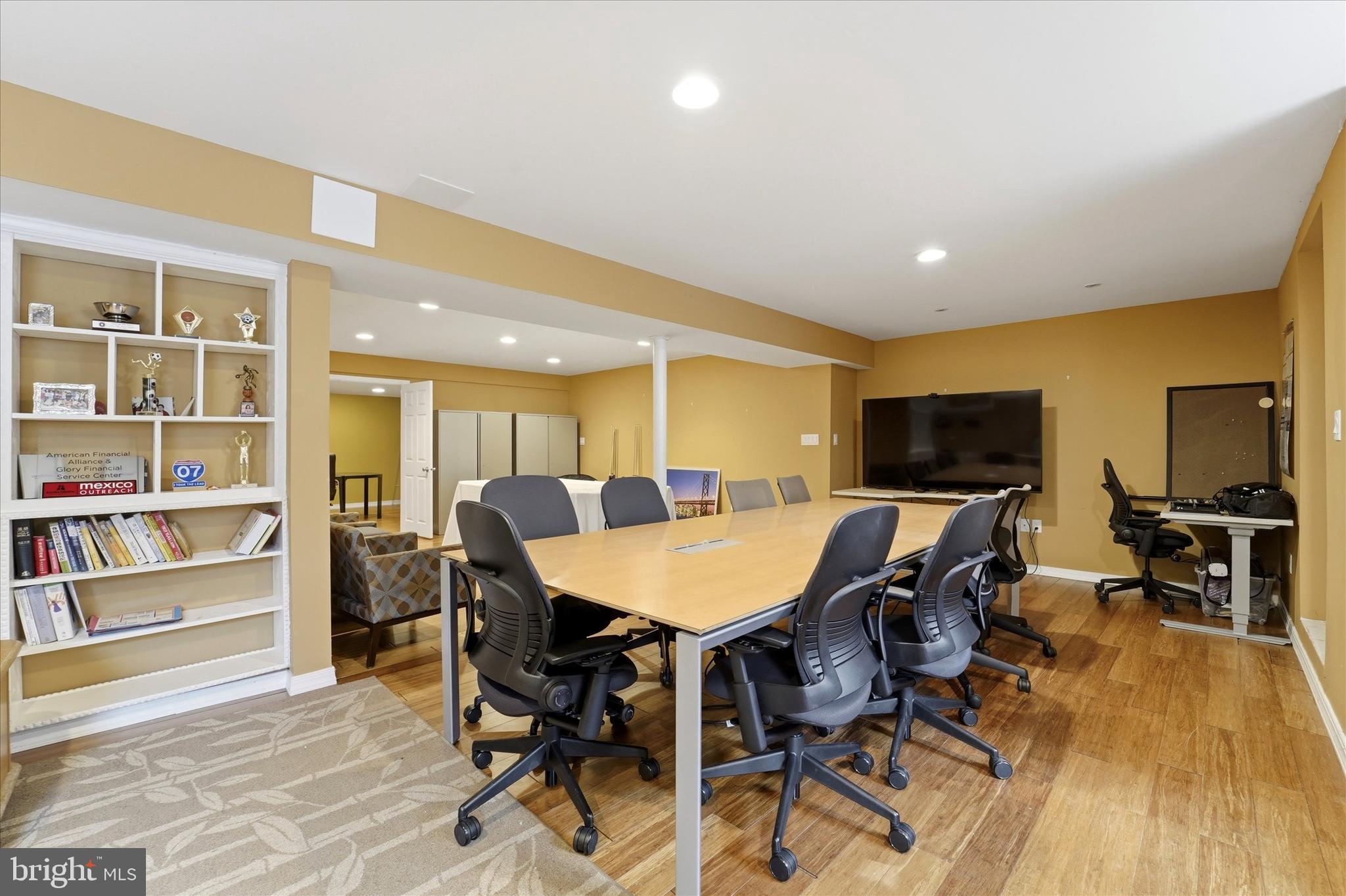DEEPDALE - Residential