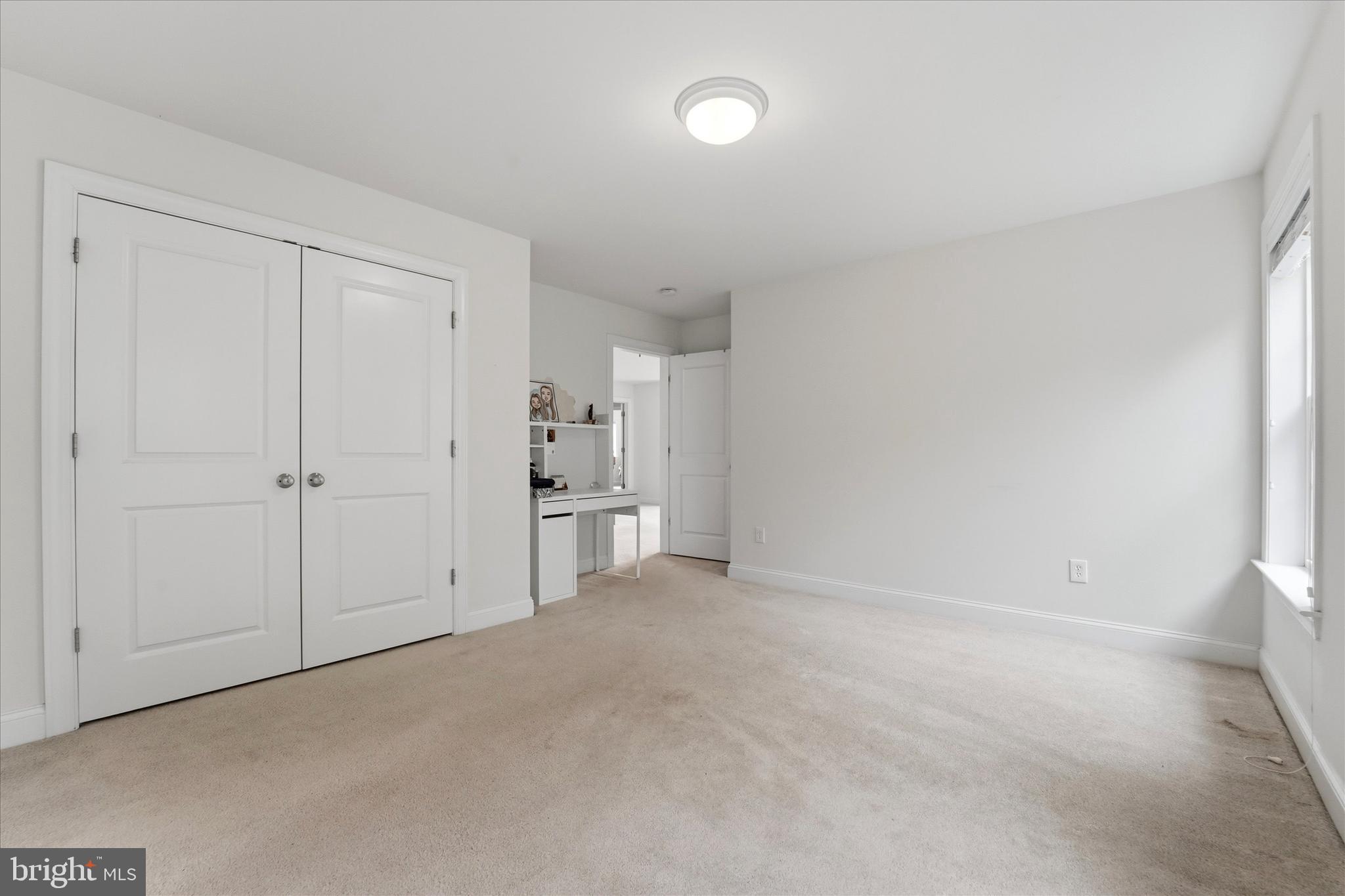 DEEPDALE - Residential