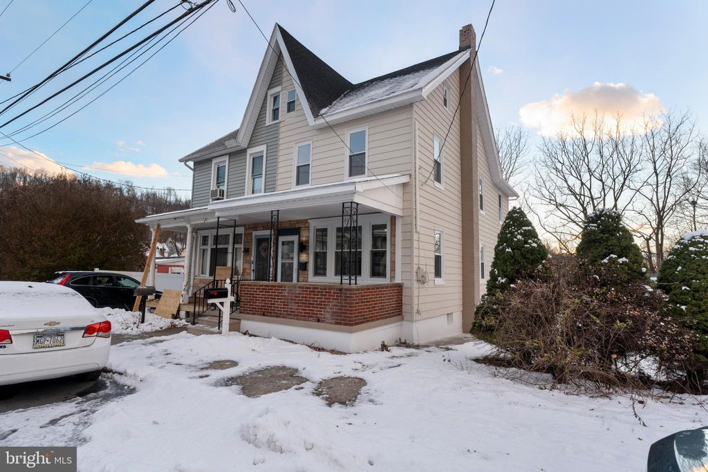 Photo of 132 5th Street, SLATINGTON, PA 18080 (MLS # PALH2013990)