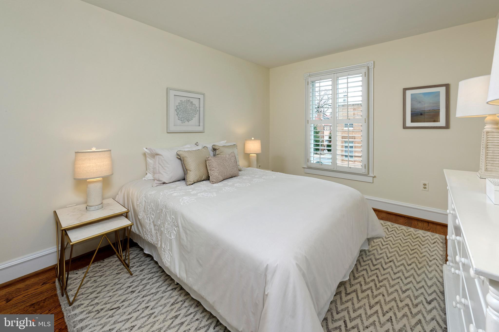 BACKYARD BOATS - Residential