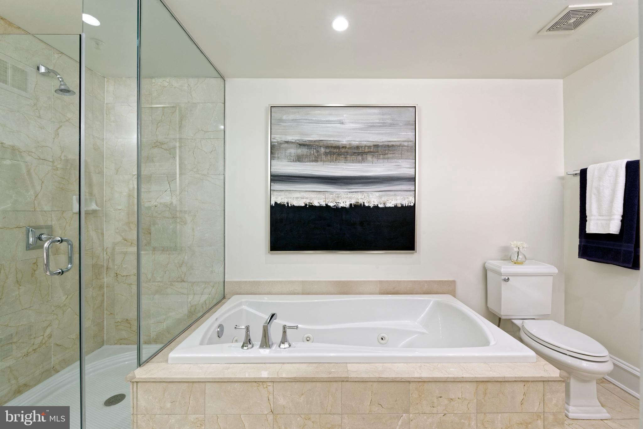 BACKYARD BOATS - Residential