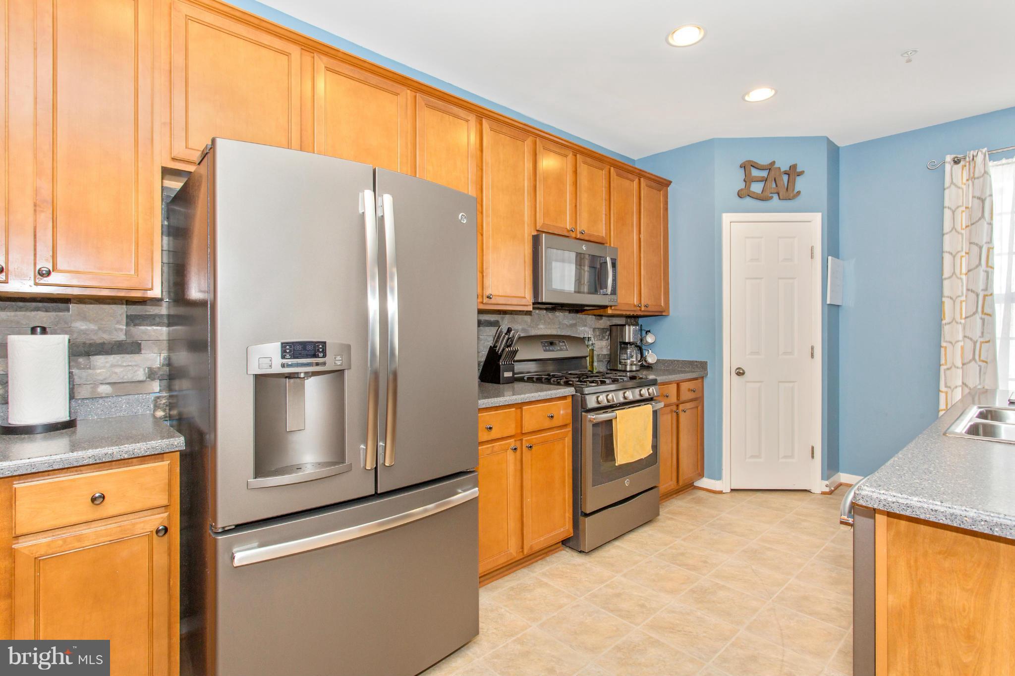 MISSION PLACE - Residential Lease