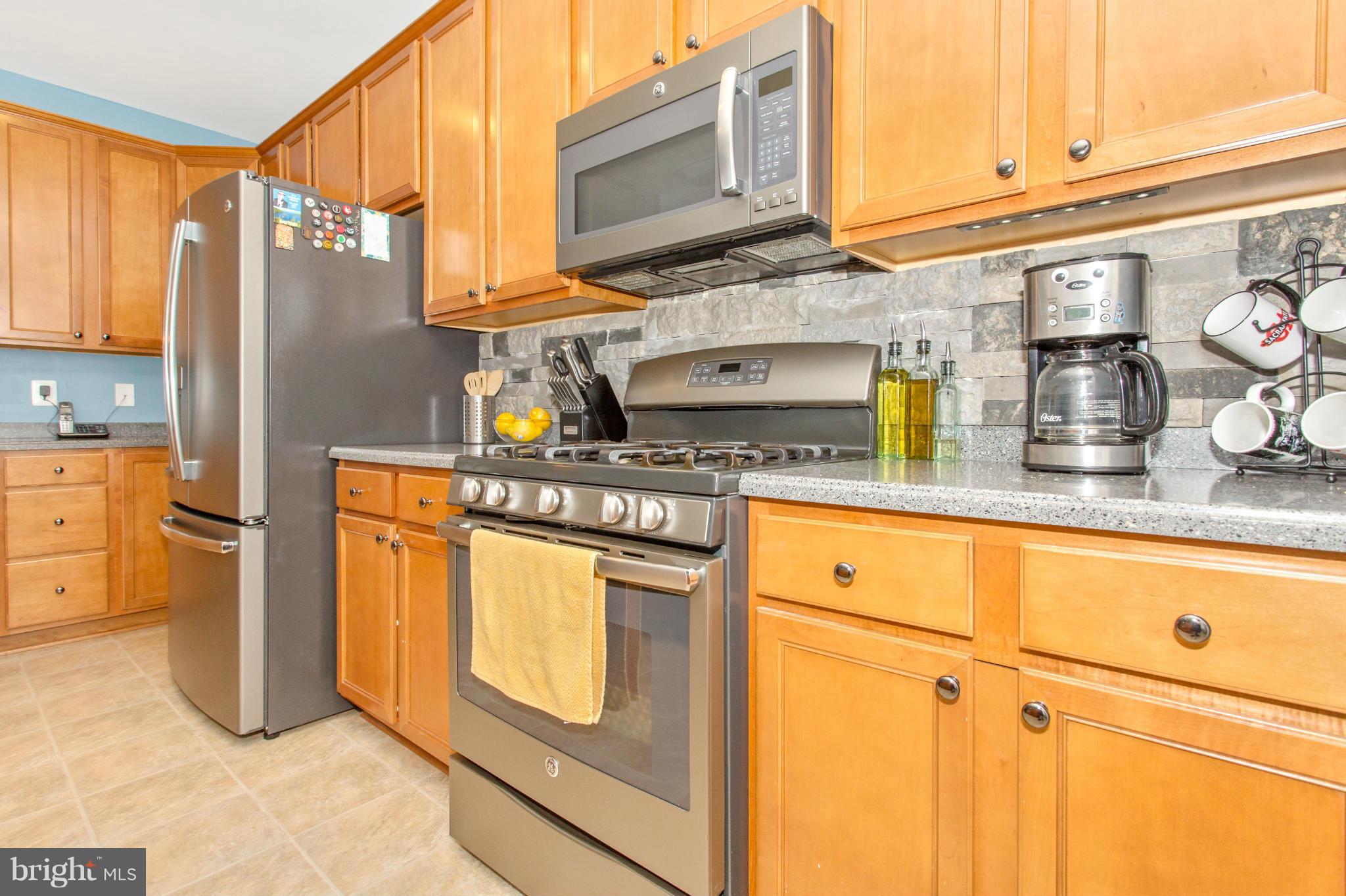 MISSION PLACE - Residential Lease