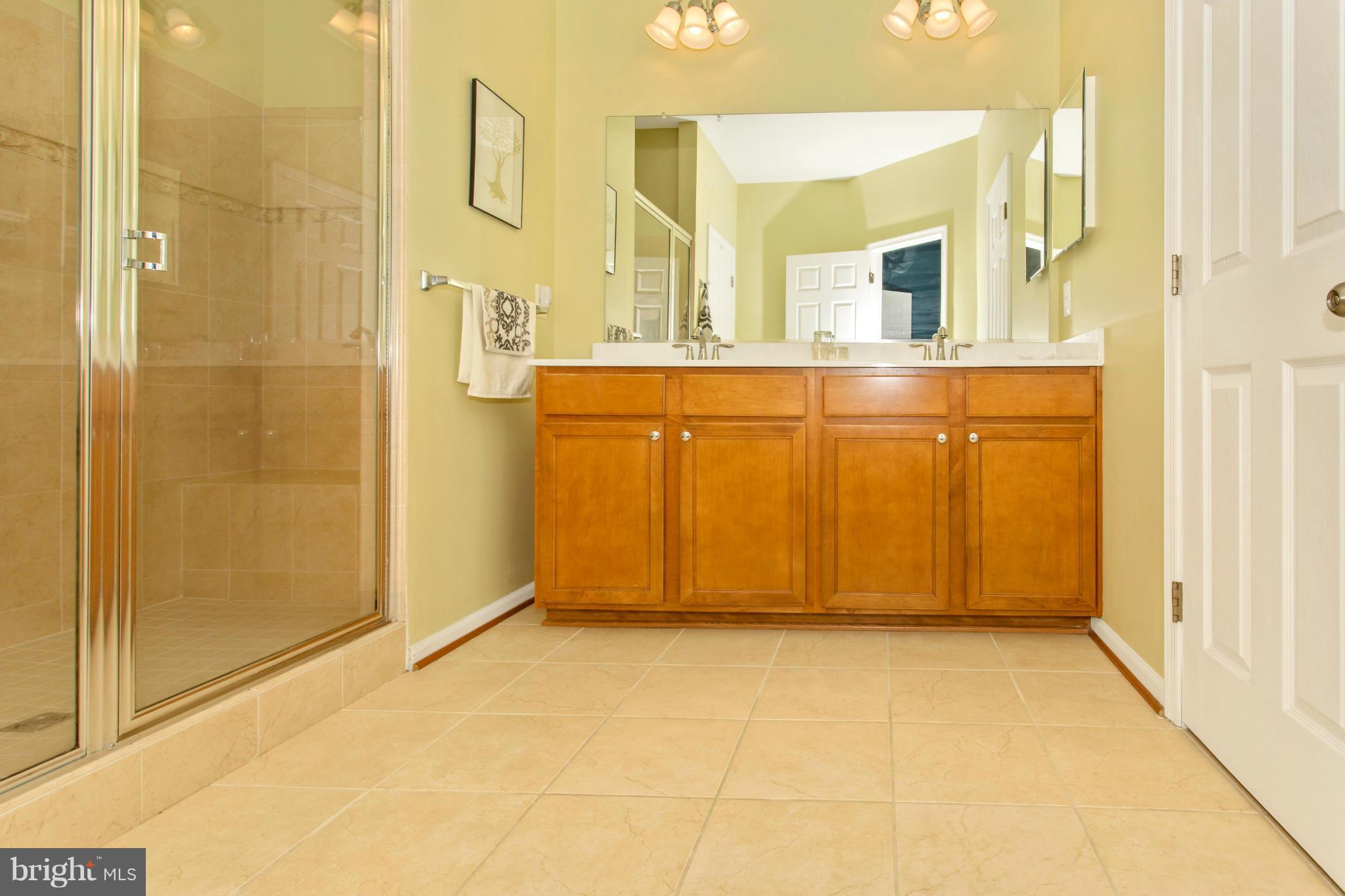 MISSION PLACE - Residential Lease