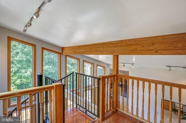 VALLEY GREEN - Residential