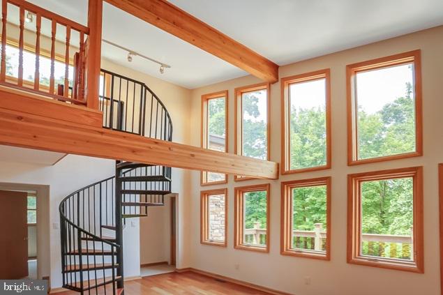 VALLEY GREEN - Residential