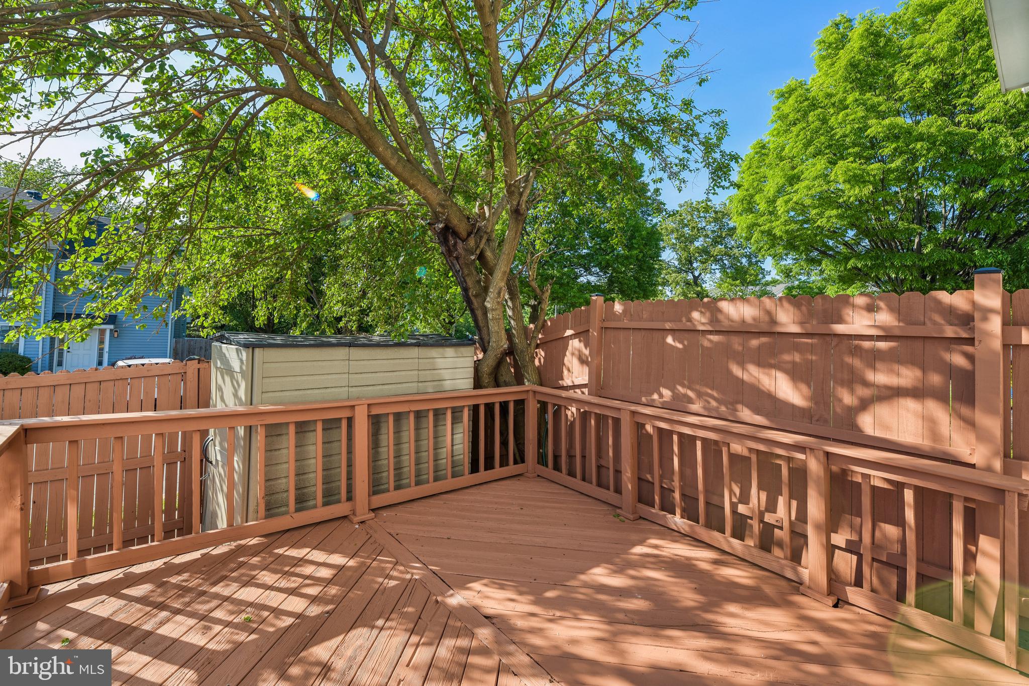 SINGLETONS GROVE - Residential