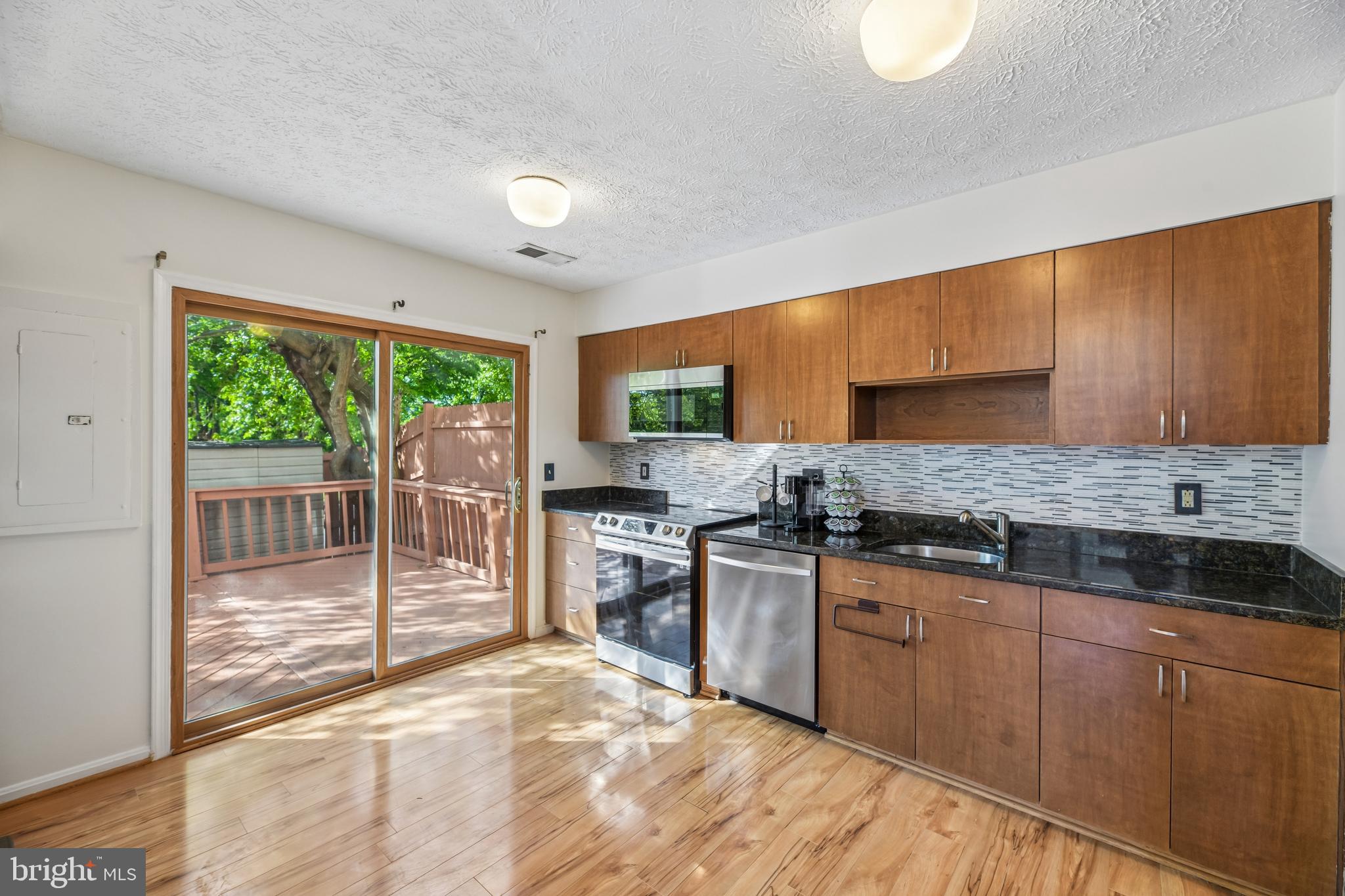 SINGLETONS GROVE - Residential