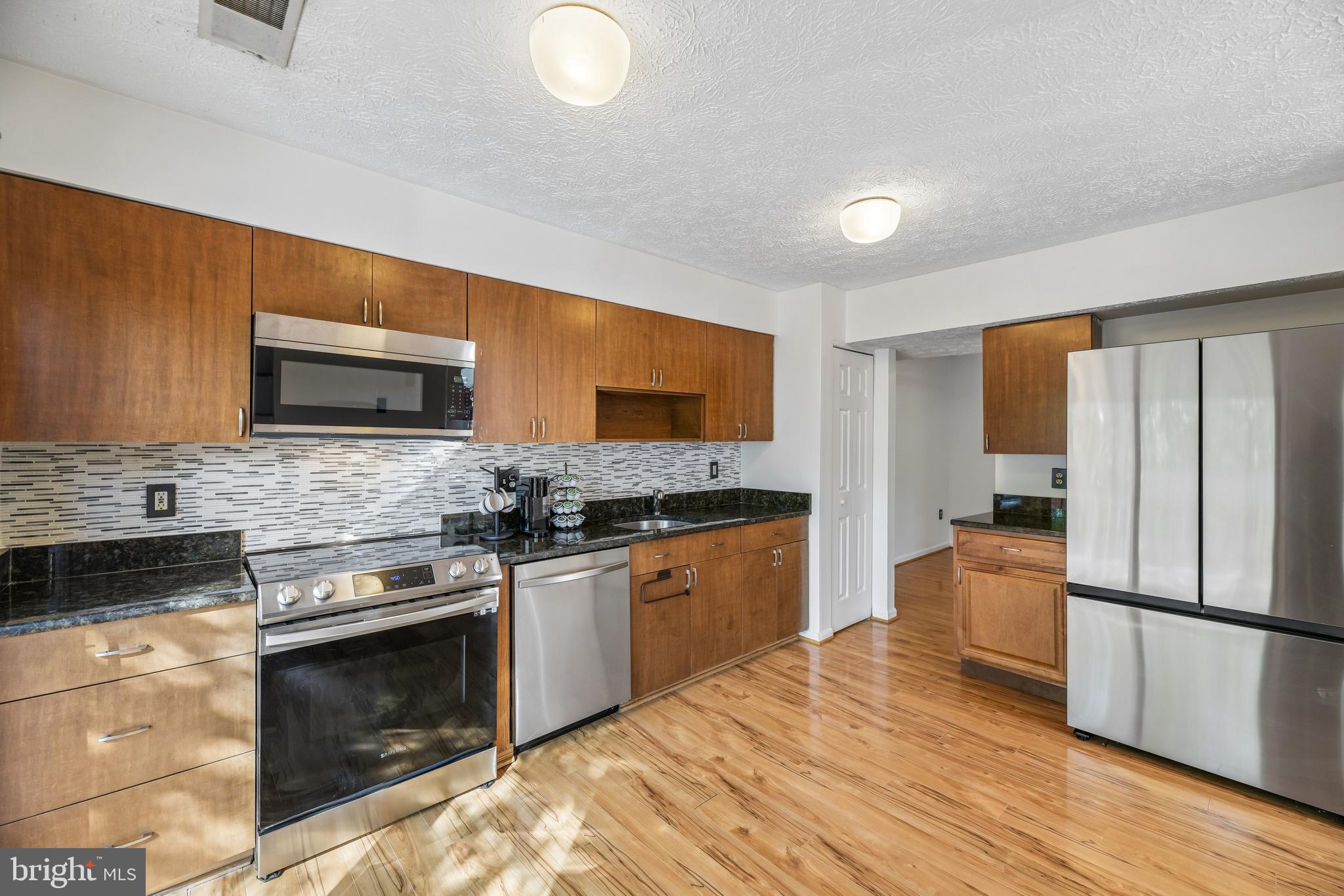 SINGLETONS GROVE - Residential
