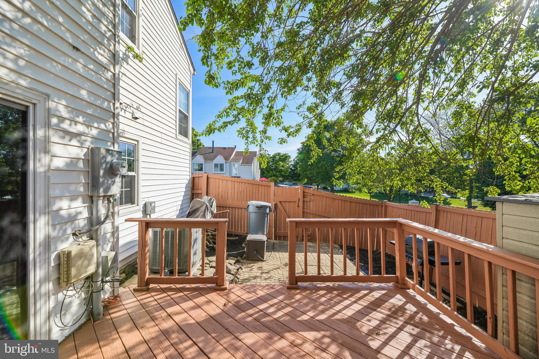 SINGLETONS GROVE - Residential