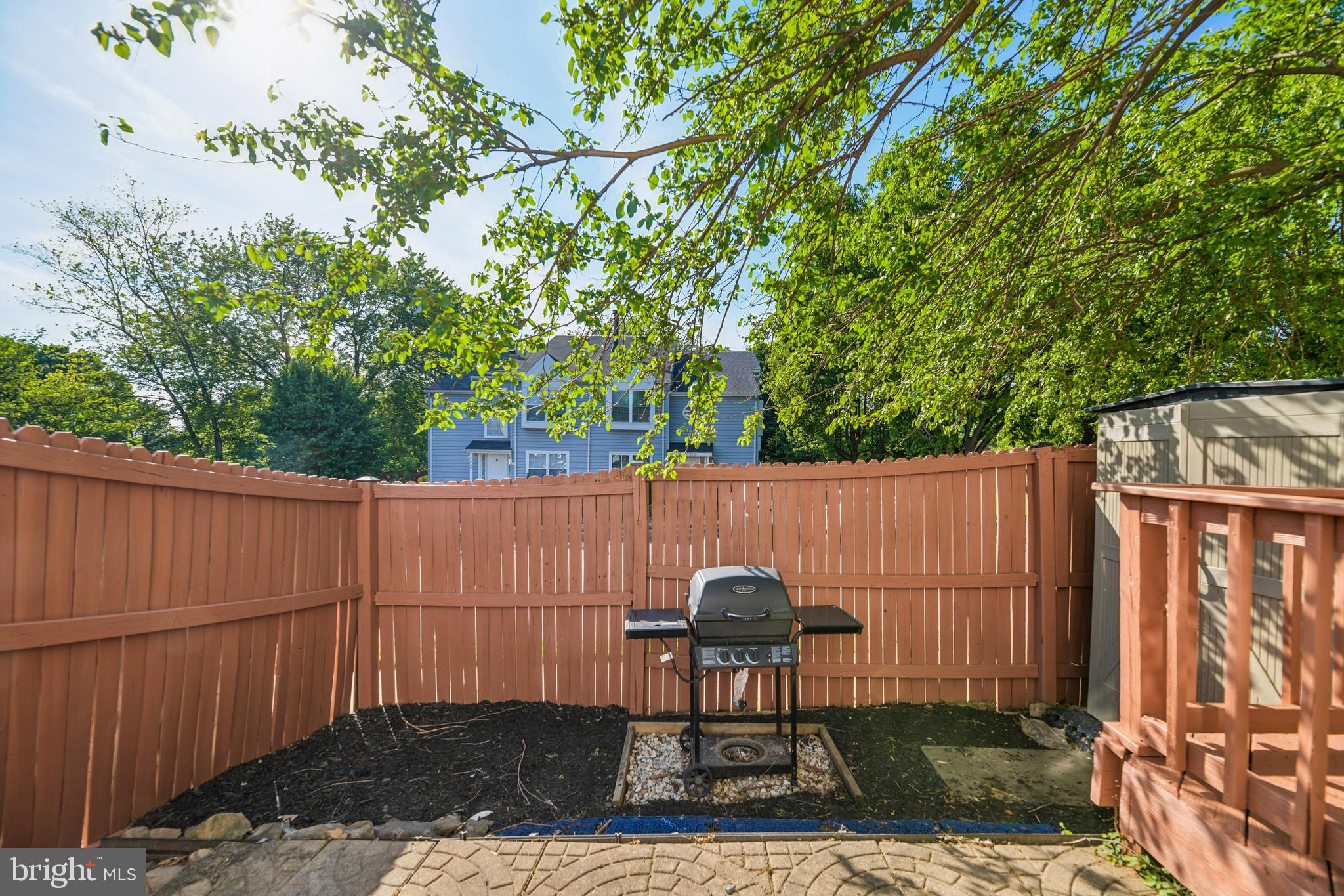 SINGLETONS GROVE - Residential