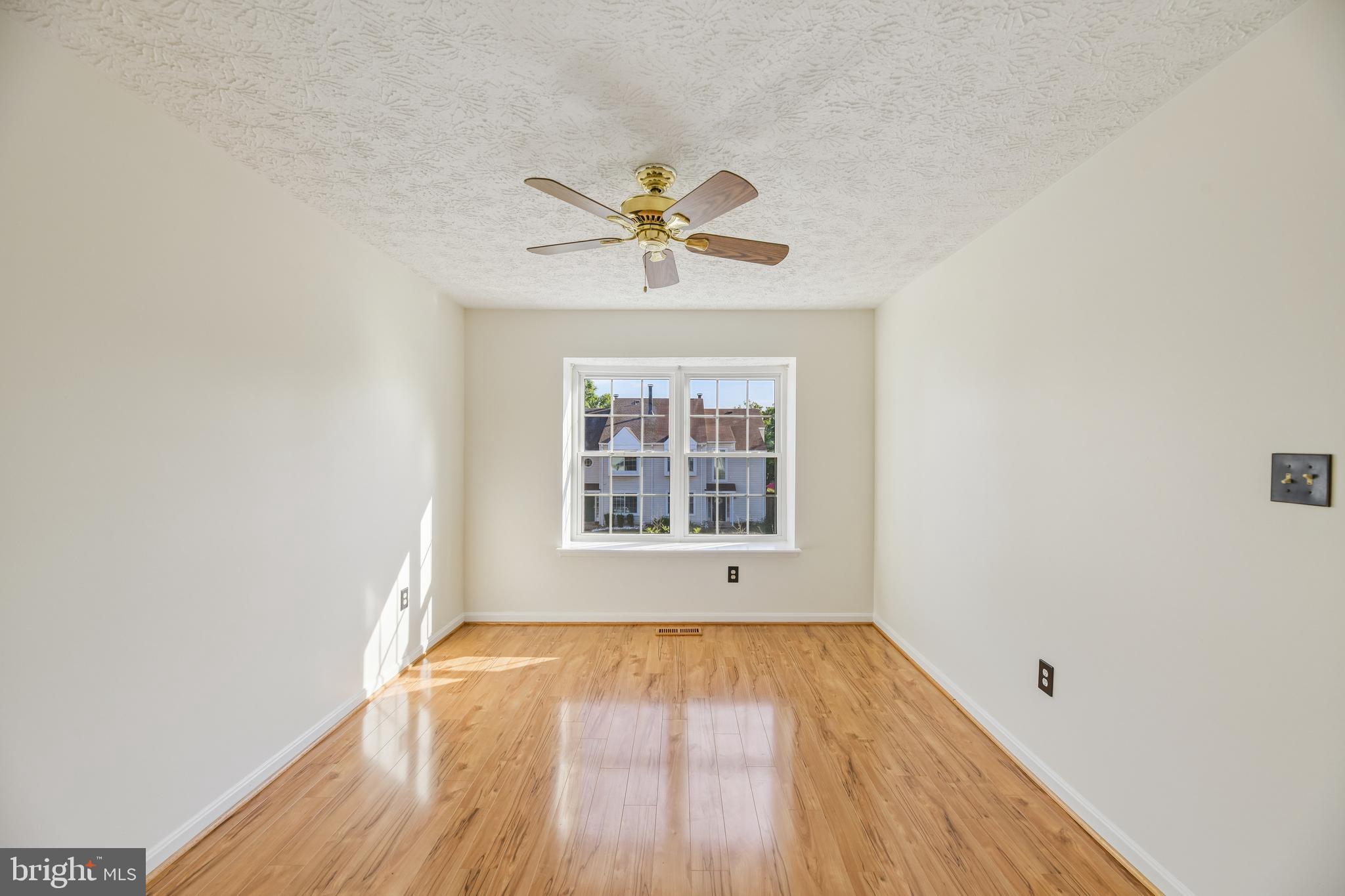 SINGLETONS GROVE - Residential