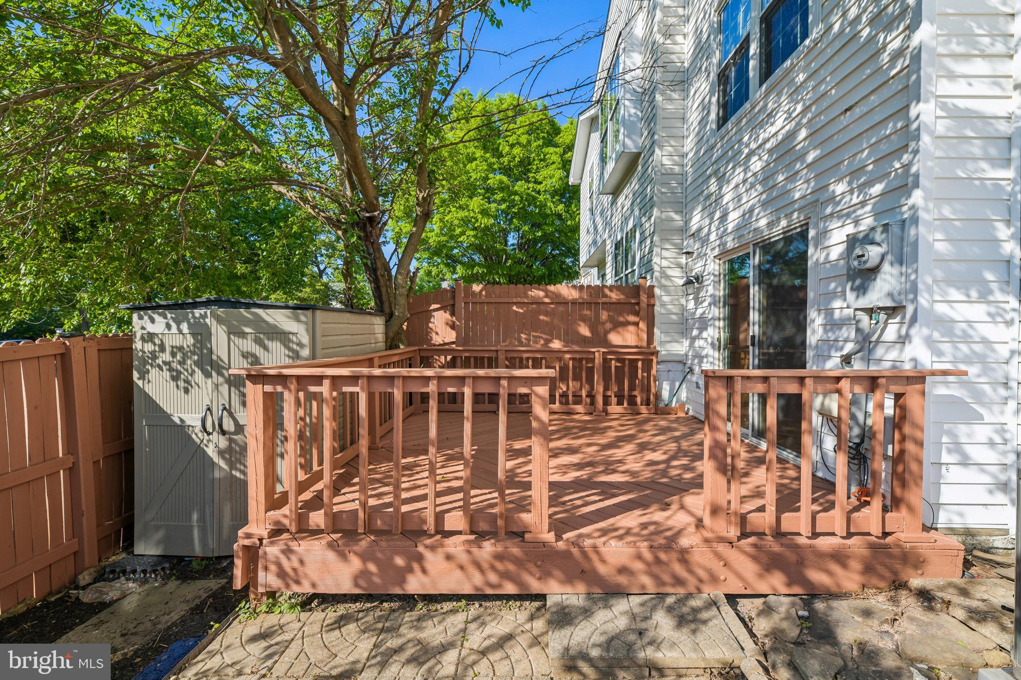SINGLETONS GROVE - Residential