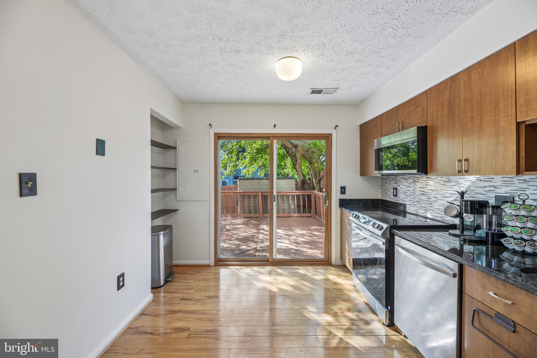 SINGLETONS GROVE - Residential