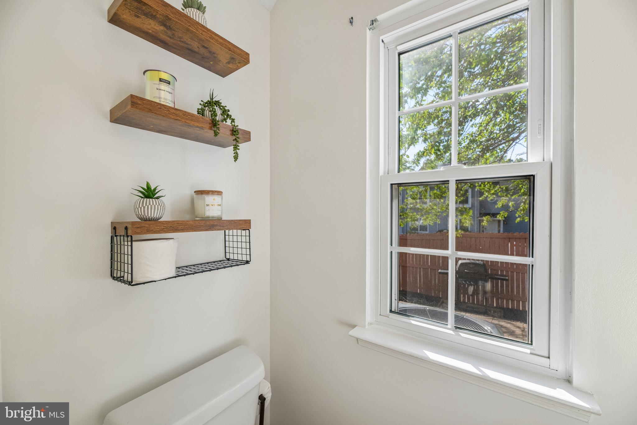 SINGLETONS GROVE - Residential