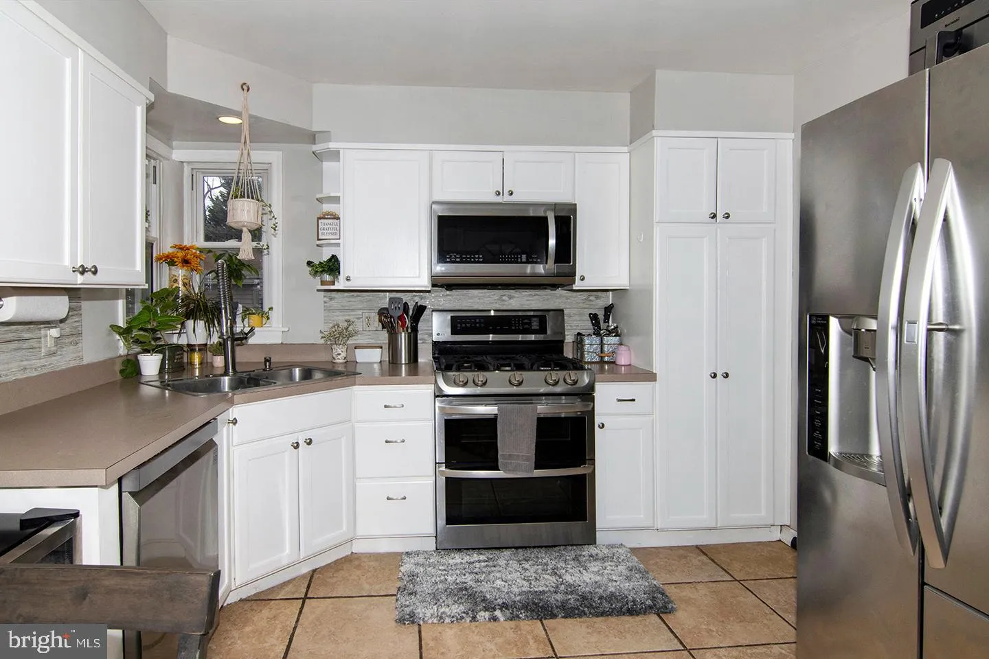 Bellmawr, New Jersey 08031, United States, 3 Bedrooms Bedrooms, ,1 BathroomBathrooms,Residential,Active,83341