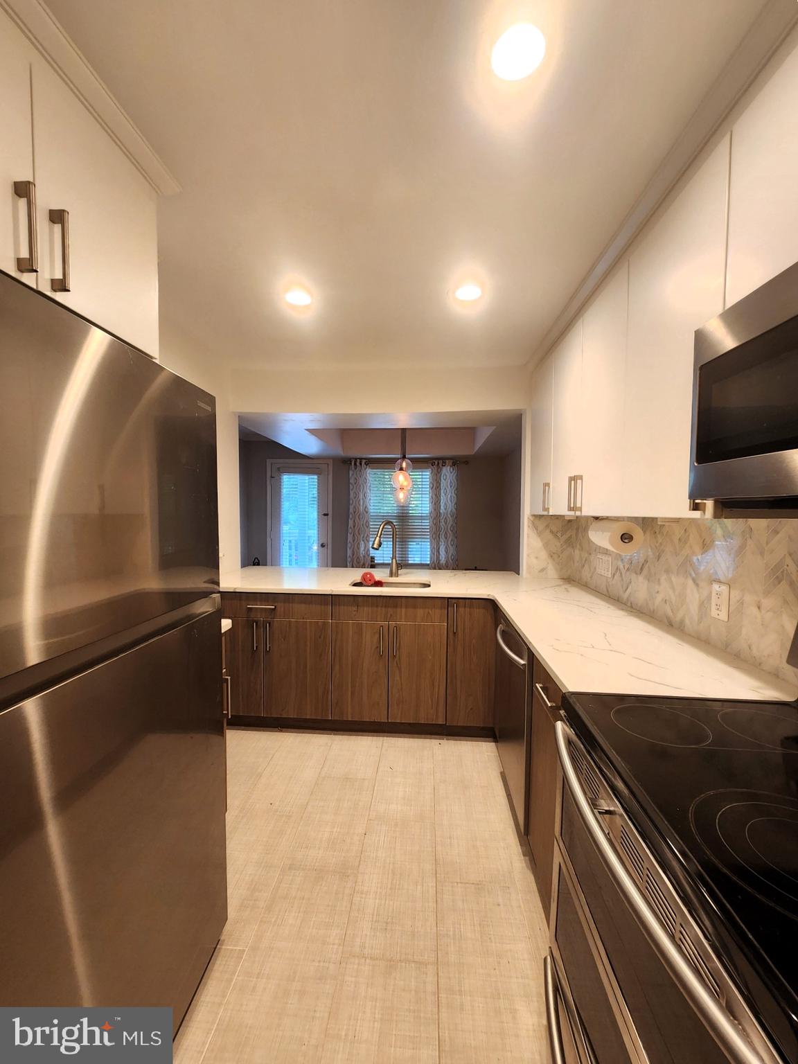 GABLES OF TUCKERMAN - Residential Lease