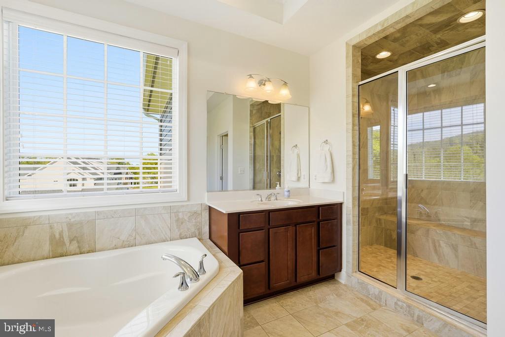 HIGHLANDS - Residential