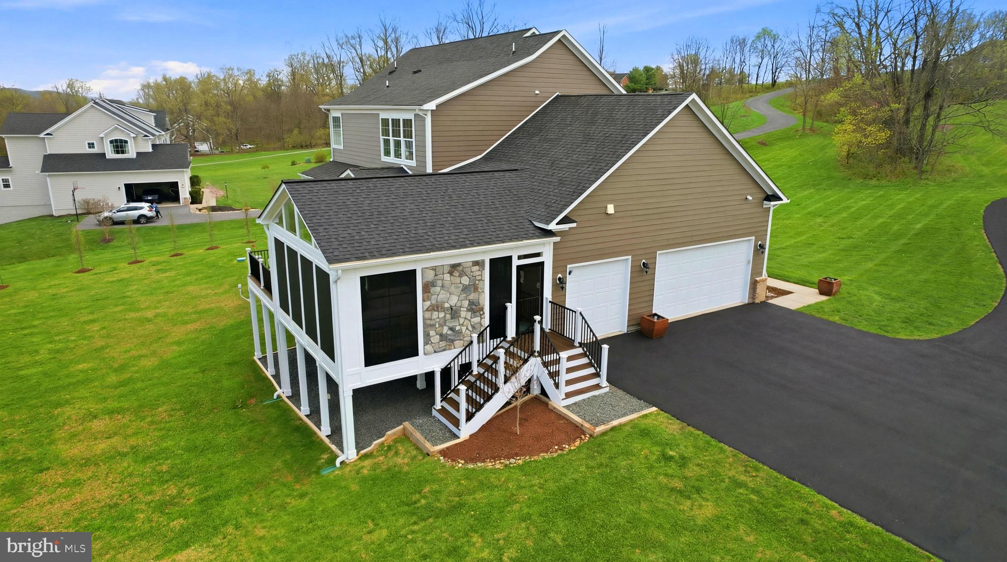 HIGHLANDS - Residential