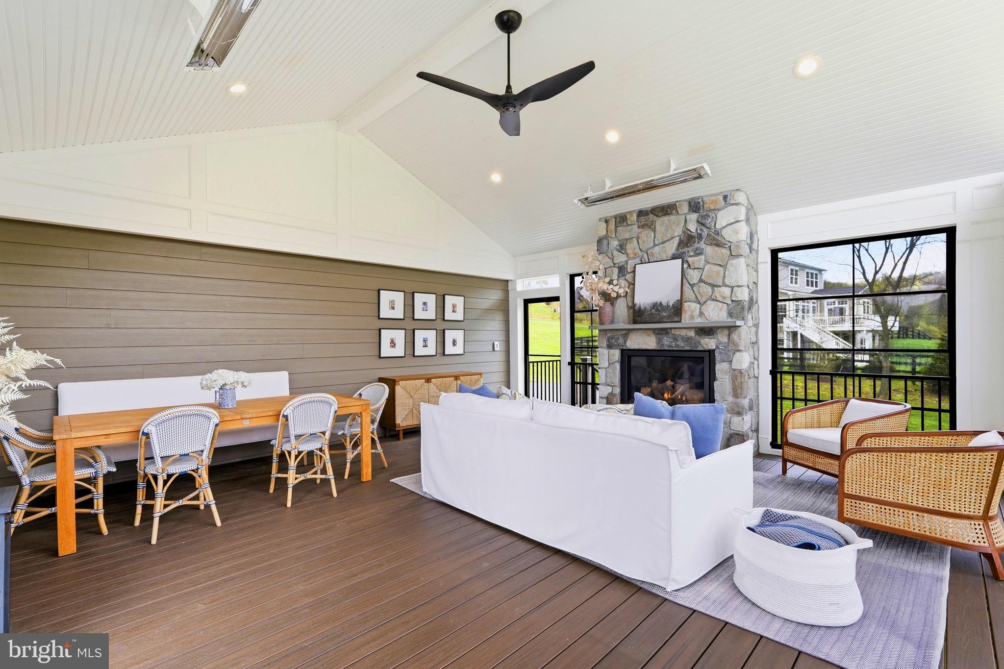 HIGHLANDS - Residential